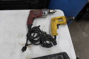 Lot of (2) Drills - DeWalt DW222, Milwaukee Magnum Holeshooter