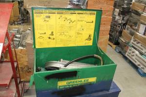 Greenlee No. 882 CB-H-755 Hydraulic Bender  with Metal Case