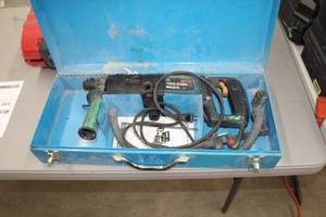 Bosch 11215DVSR Bulldog Rotary Hammer  with Metal Case
