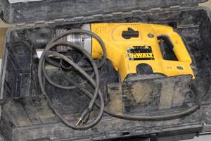 DeWalt Rotary Hammer  with Plastic Case