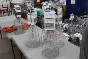 Lot of (4) Bergen Hi Bay Cage Lights Metal Halide 400W CW Autotransformer Ballast Pulse Start Lamp