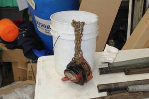 Dayton Chain Hoist