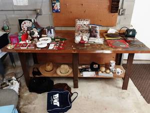 lot 38 image: Work Bench 80x34x33