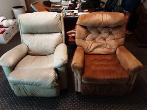 lot 52 image: 2-Recliners 1-Leather, 1-Fabric