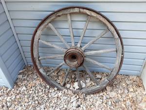 lot 121 image: 2-Steel Rim Old Wagon Wheels (Not In Great Condition)