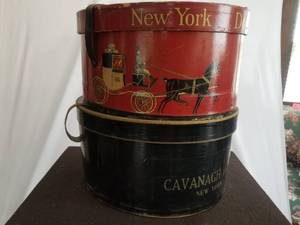 2 Oval Hat Boxes