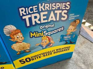 lot 5 image: Rice Krispies Treats