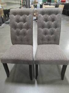 lot 29 image: Signature Design By Ashley (2 Pack) Tripton Dining Room Chair. D530-02.