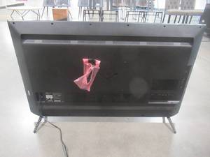 lot 211 image: VIZIO SmartCast E-Series 50-Inch 4K UHD Smart TV E50-E1