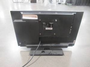 lot 223 image: RCA 20 in. Back Lit LED LCD 720p 60Hz DVD Combo HDTV LED20G30RQD