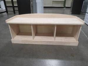 lot 48 image: International Concepts Unfinished Storage Bench, BE-150. 51 12 x 12 x 21.