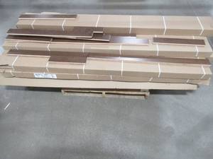 lot 118 image: Wholesale Pallet of 34 in x 4 14 in x Random Length Chene Rouge Red Oak Hardwood Flooring - 19 sq ft.case. - Approximately 12 cases.