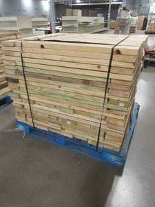 lot 123 image: WHOLESALE MIXED PALLET OF MISCELLANEOUS CUT LUMBER - Approximately 1 12 x 5 12 x 38 14