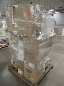 lot 127 image: WHOLESALE MIXED PALLET OF MISCELLANEOUS INDOOR AND OUTDOOR LIGHTING