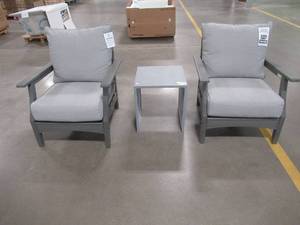 lot 152 image: Signature Design By Ashley (2-Pack) Visola Lounge Chairs with Cushions and Side Table. P802-820.