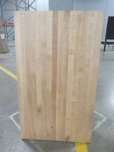 lot 165 image: John Boos & Co. Maple Counter Top, 1.5 Thickness, 42 x 27