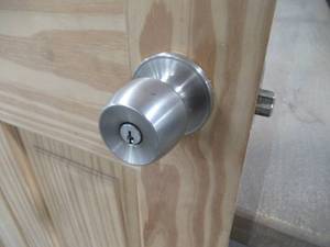 lot 290 image: Solid Wood Door 29-34 in. W x 80 in. H 2255840