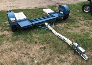 lot 2 image: 2019 STEHL ST80TD Tow Dolly