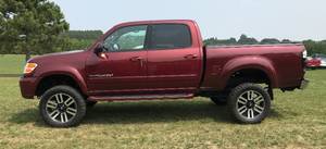 lot 1 image: 2004 Toyota Tundra SR5 4X4