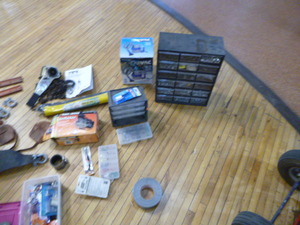 lot 62 image: Miscellaneous Garage Items