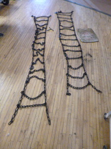 lot 66 image: Pair of Road Blazer Tire Chains