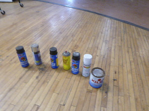 lot 80 image: Spray Paint