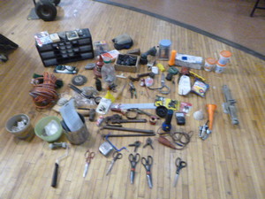 lot 89 image: Miscellaneous Garage Items