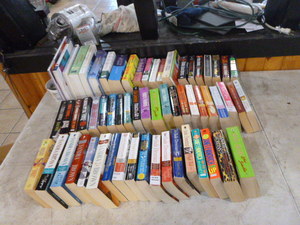 lot 160 image: Lot of Paperback Book