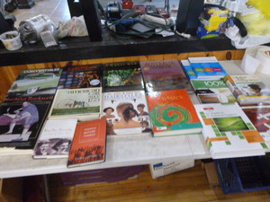 lot 161 image: Coffee Table and Computer Books