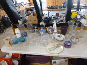 lot 178 image: Miscellaneous Home Items