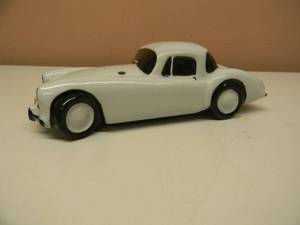 lot 6 image: RARE CVW DESIGNS COLNE VALLEY WORKSHOP CLASSIC CERAMIC MG CAR. EARLS COLNE. ESSEX ENGLAND.