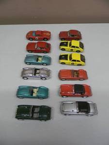 lot 57 image: 12 VINTAGE CORGI 143 SCALE COLLECTION - SOME GREAT PIECES - SEE PICTURES