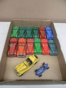 lot 59 image: VINTAGE LARGE COLLECTION OF HUBLEY & TOOTSIE TOYS CARS - GREAT COLLECTION - SEE PICTURES