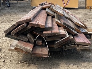 lot 9 image: Pallet Lot Of Once-Used Cedar Deck Planks