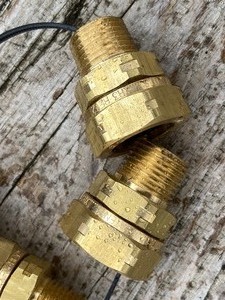 lot 16-D image: Lot Of (4) New Gastite XR3 Compression Fittings