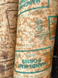 lot 31 image: Lot Of 8 -- 6 -- 6 Minus Concrete Form Tubes