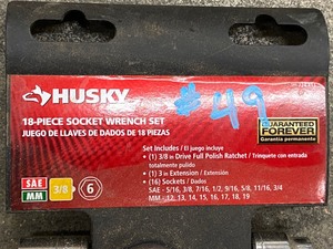 lot 49 image: Husky 18-Piece Ratchet Wrench Set
