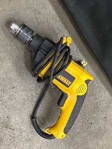 lot 50 image: (1) DeWalt Tool Bag With DeWalt DW511 12 VSR Hammer Drill