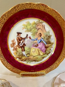 lot 59 image: Decorative Plate and 2 Tea Cups with Saucers