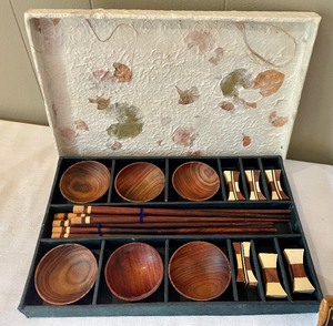 lot 66 image: Variety Grouping