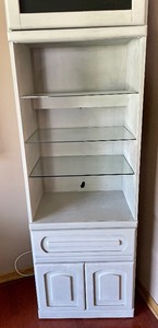 lot 81 image: White Narrow Shelving Unit