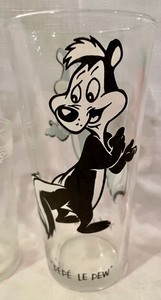 lot 100 image: Vintage Cartoon Glasses