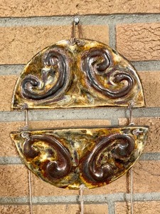 lot 177 image: Unique Hanging Art