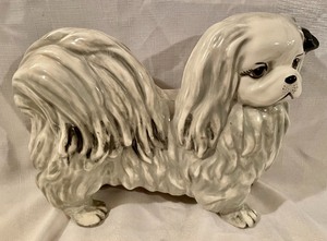 lot 184 image: Cute Ceramic Puppy Figurine