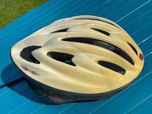lot 112 image: Bell Bike Helmet
