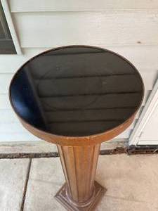lot 122 image: Wooden Pedestal Plant Stand