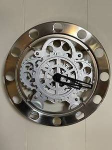lot 125 image: Battery Operated Wall Mount Gear Clock