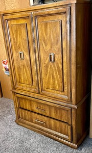 lot 211 image: Amazing Armoire
