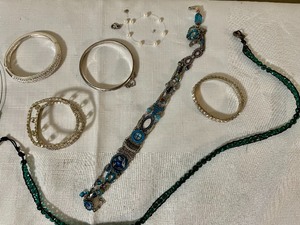 lot 231 image: Necklaces and Bracelets