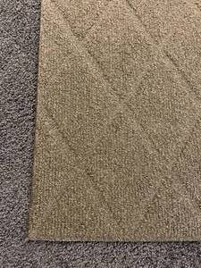 lot 256 image: Diamond Patterned Throw Rug